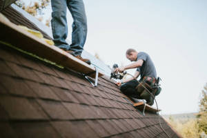 Local Roofers in Fayette, IA